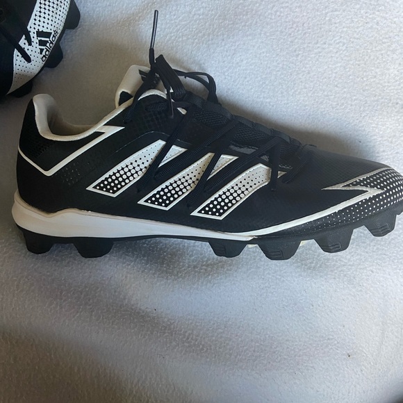 Adidas cleats size men’s 12 - Picture 5 of 15